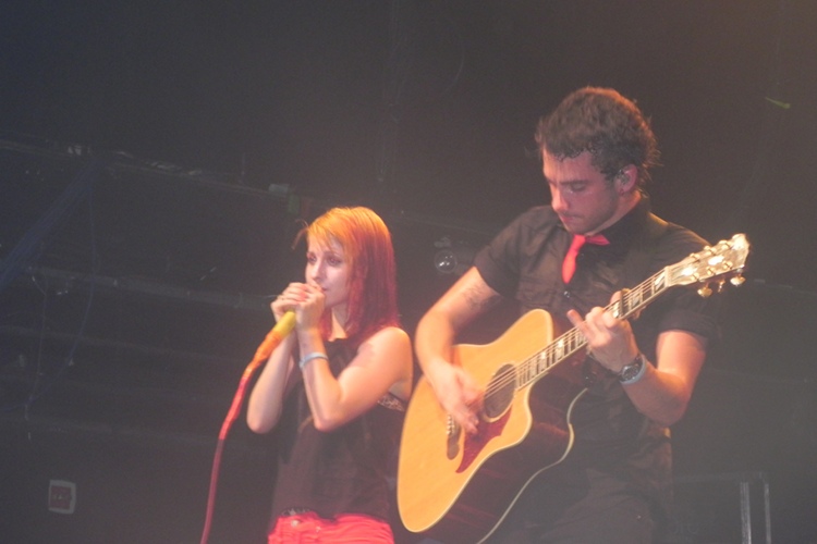 FUELED BY RAMEN 15TH ANNIVERSARY Jour 1 (07/09/11) RockUrLife